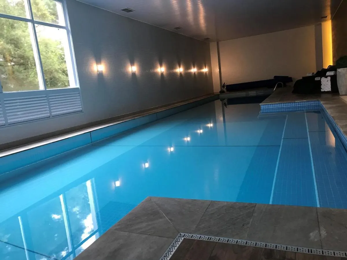 Superita Campos do Jordão: Upscale Resort-Style Apartment Near Capivari