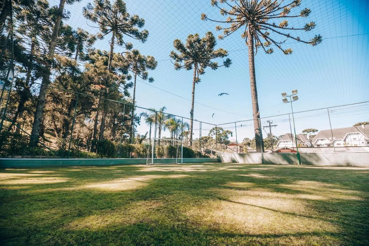 Superita Campos do Jordão: Upscale Resort-Style Apartment Near Capivari
